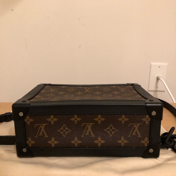 Louis Vuitton monogram soft trunk - Picture 6 of 8